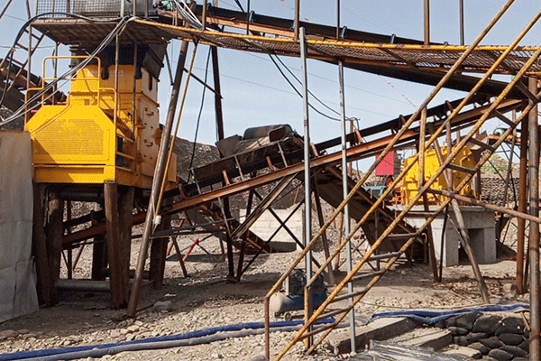 青海刚察时产160吨鹅卵石制砂生产线
